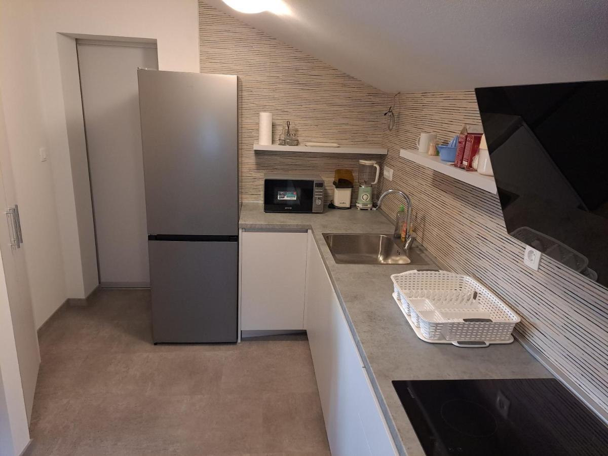 Apartman Vidas Palit Exterior photo