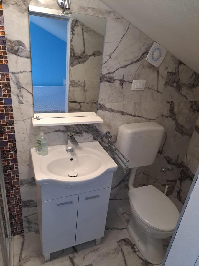 Apartman Vidas Palit Exterior photo
